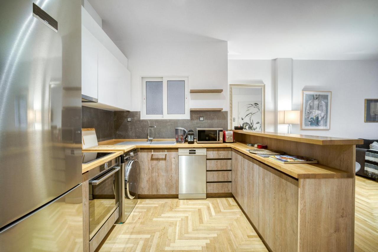 Delightful Stylish Two Bedroom Condo In Hip Area Of Central أثينا المظهر الخارجي الصورة