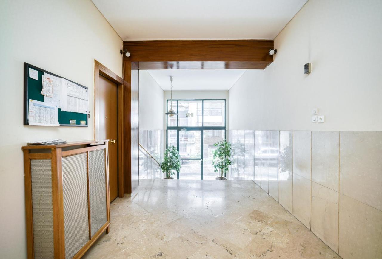 Delightful Stylish Two Bedroom Condo In Hip Area Of Central أثينا المظهر الخارجي الصورة