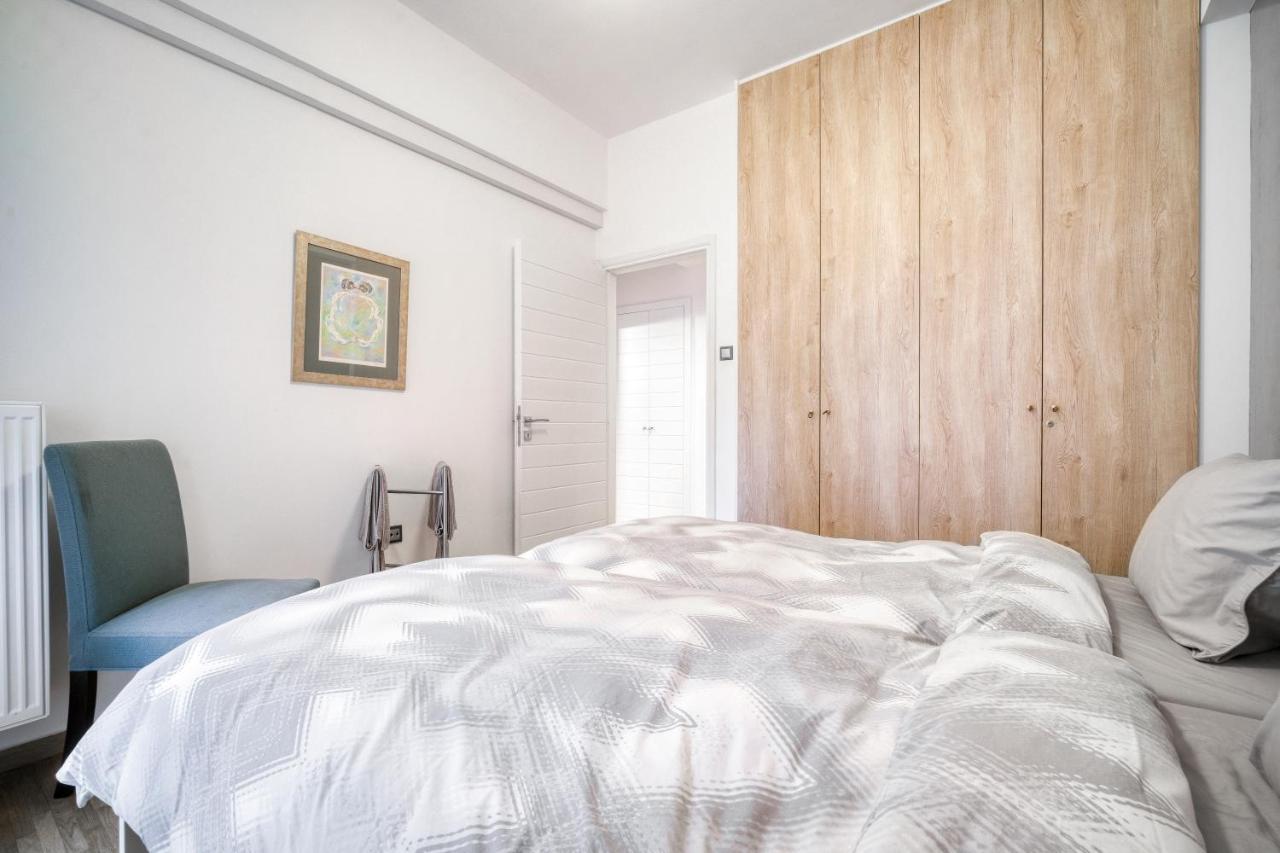 Delightful Stylish Two Bedroom Condo In Hip Area Of Central أثينا المظهر الخارجي الصورة