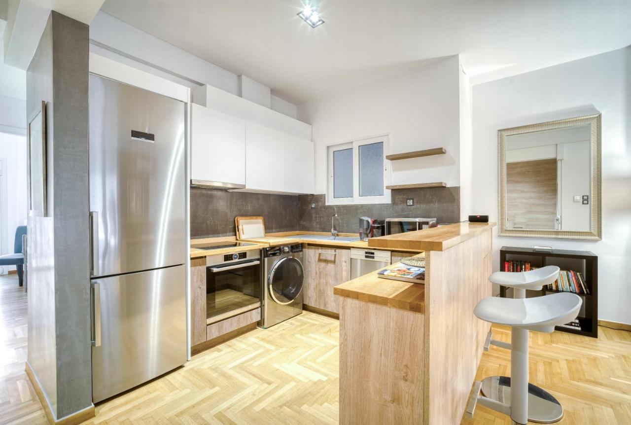 Delightful Stylish Two Bedroom Condo In Hip Area Of Central أثينا المظهر الخارجي الصورة
